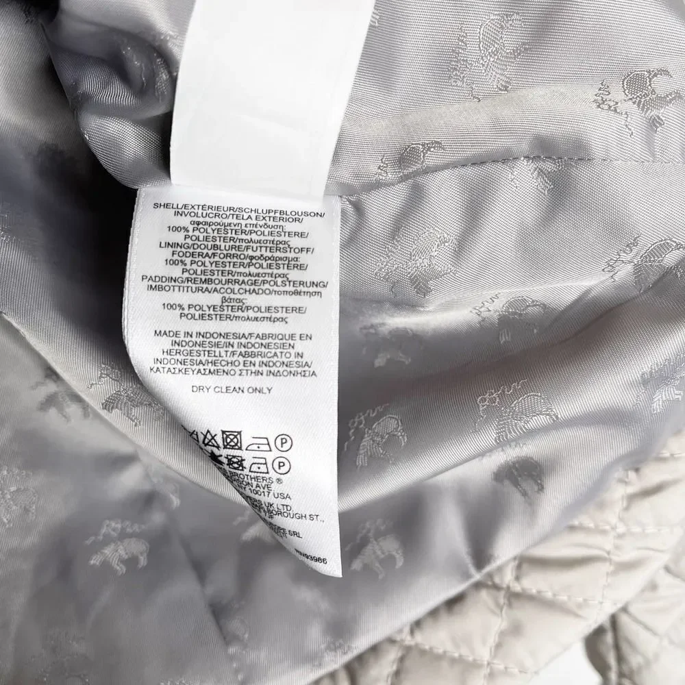Brooks Brothers Quilted Blazer Style Jacket – Sophistication Meets Modern